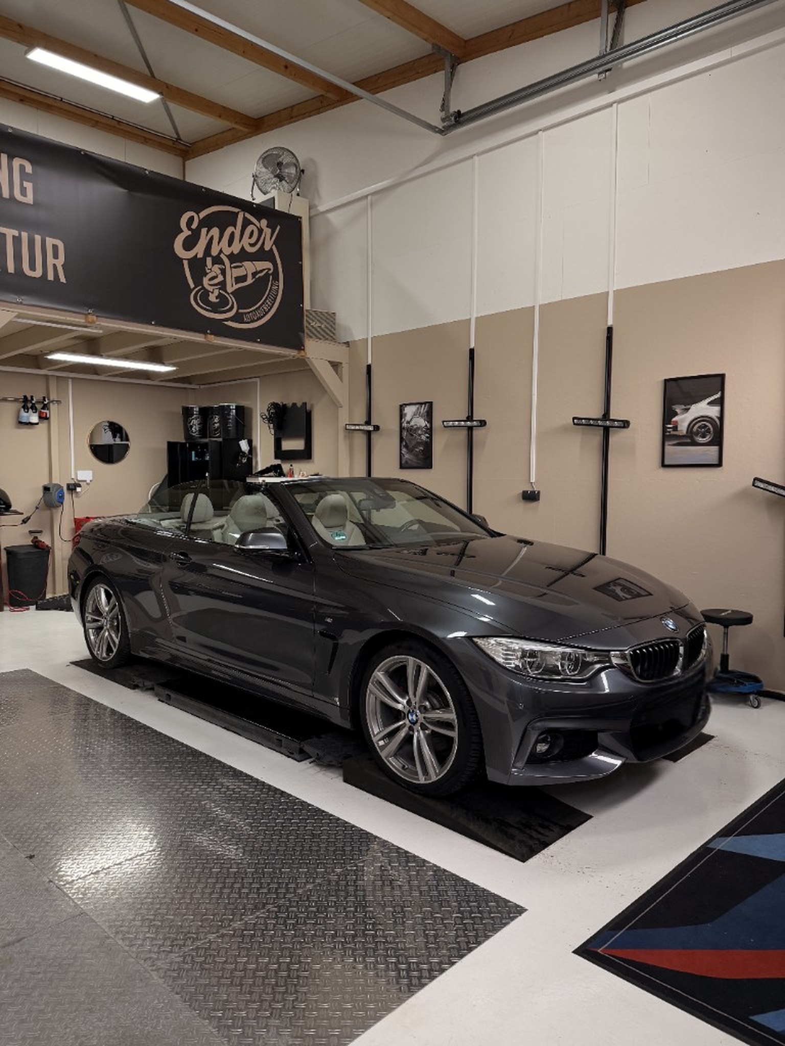BMW Cabrio mit Graphenversiegelung